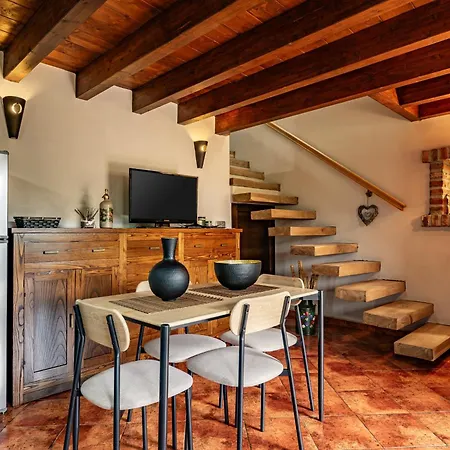 Casa Rosalinda * Villabajo